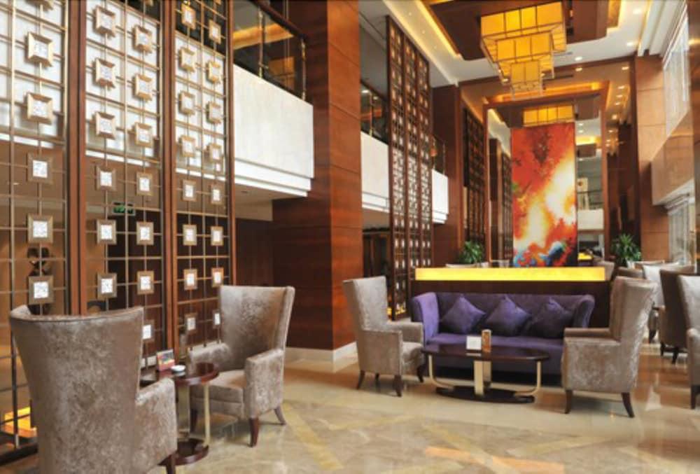 Ramada Shenzhen Baoan Hotel Kültér fotó