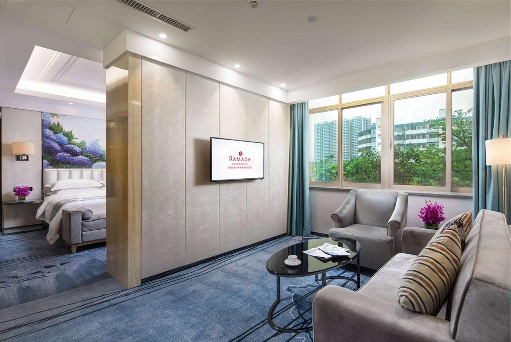 Ramada Shenzhen Baoan Hotel Kültér fotó